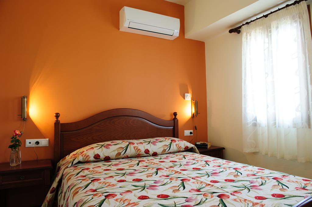 Alisahni Beachfront Villas คิโอตาริ ภายนอก รูปภาพ